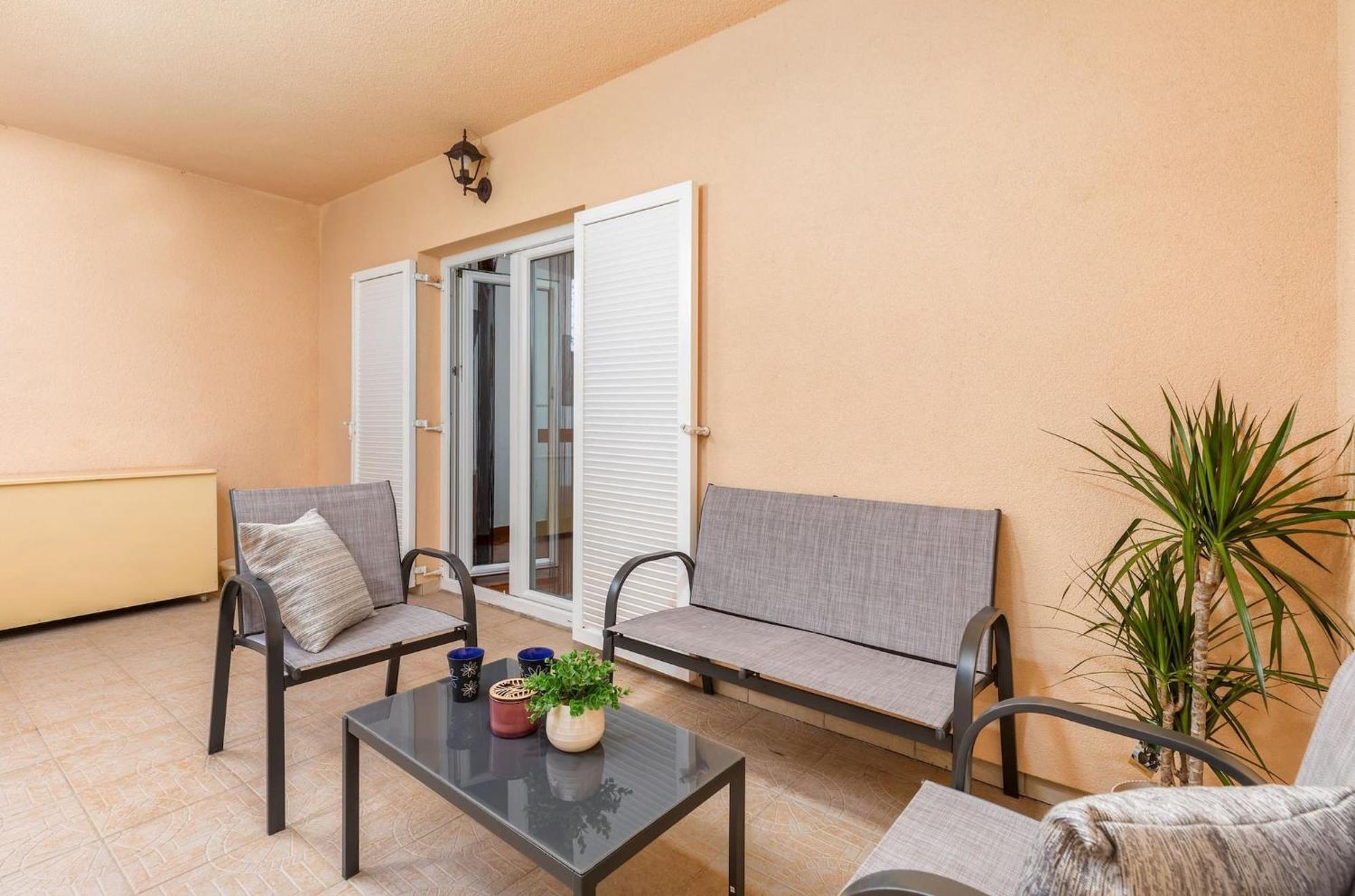 Apartment Buneta With Relaxing Outdoor Area Ližnjan Exteriör bild